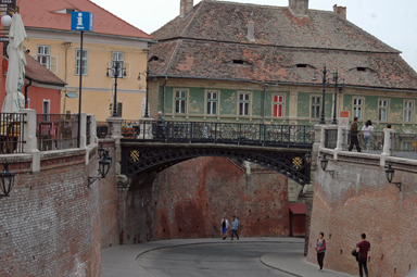 b8525.jpg